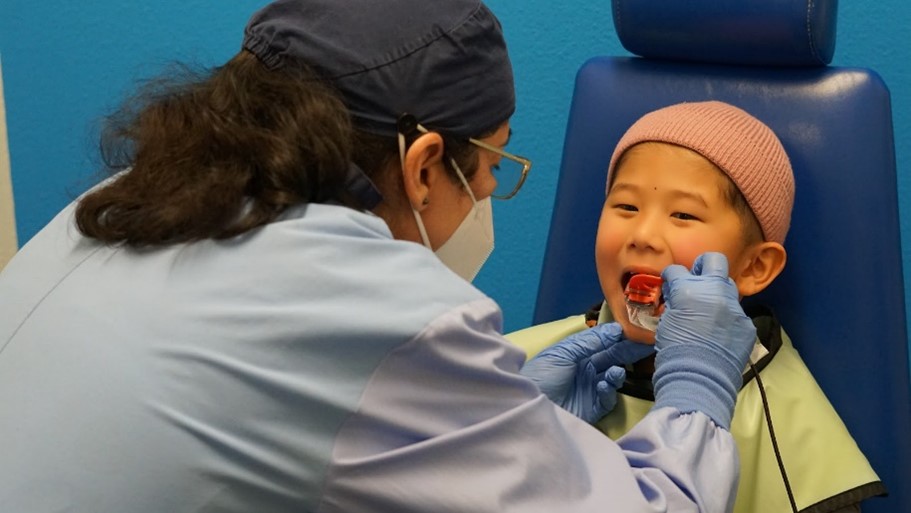 Western-Dental-Healthier-Kids-Foundation-Pediatrics.jpg